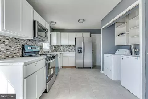 Kitchen - 225 Compton Rd, Waldorf, MD 20602 photo 2 of 3