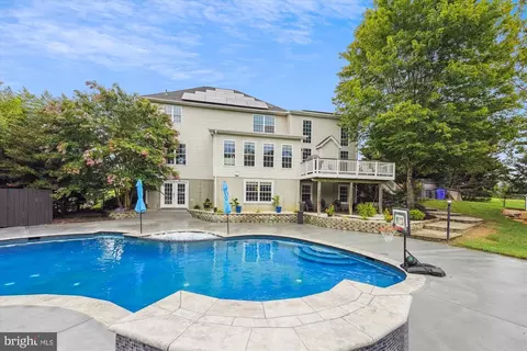 Exterior - 5265 Celestial Ln, Waldorf, MD 20601 photo 21 of 26