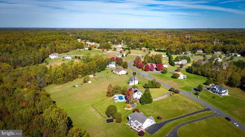 View/Area - 5265 Celestial Ln, Waldorf, MD 20601 photo 3 of 9