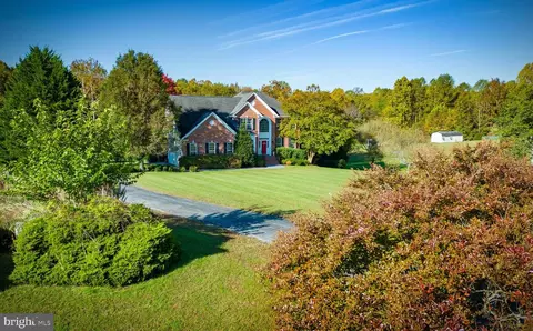 Exterior - 5265 Celestial Ln, Waldorf, MD 20601 photo 3 of 26