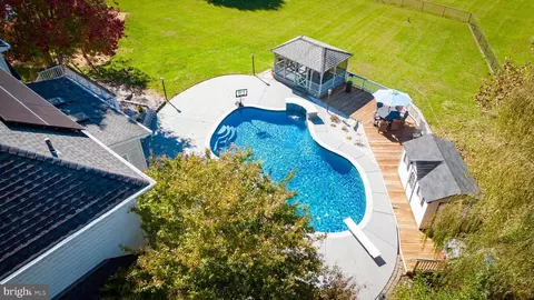Exterior - 5265 Celestial Ln, Waldorf, MD 20601 photo 25 of 26