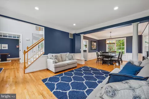 Living - 5265 Celestial Ln, Waldorf, MD 20601 photo 2 of 5