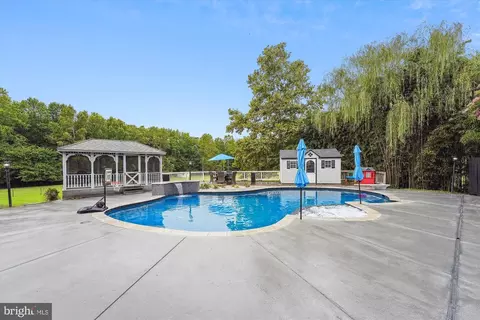 Exterior - 5265 Celestial Ln, Waldorf, MD 20601 photo 5 of 26