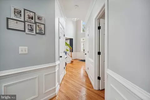 Entry Way - 5265 Celestial Ln, Waldorf, MD 20601 photo 6 of 9