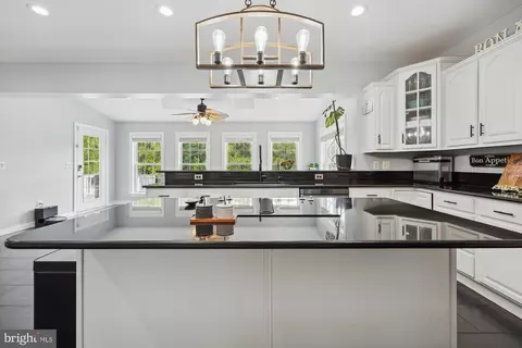 Kitchen - 5265 Celestial Ln, Waldorf, MD 20601 photo 3 of 11