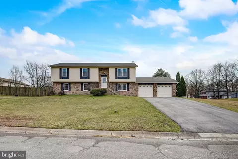 3619 Yorktown Dr, Waldorf, MD 20601