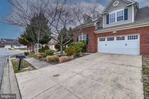 1018 Bran Dr, La Plata, MD 20646