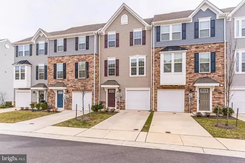 156 Seldovia Dr, Indian Head, MD 20640