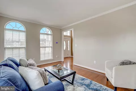 Living - 12936 Broadview Run Dr, Waldorf, MD 20602 photo 6 of 7