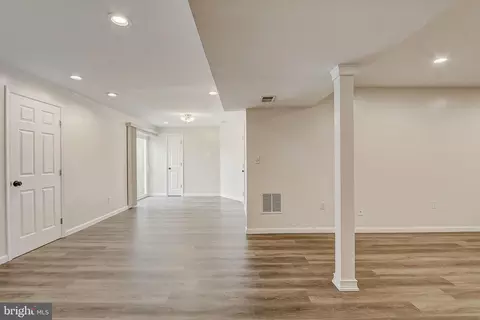 Living - 12936 Broadview Run Dr, Waldorf, MD 20602 photo 7 of 7