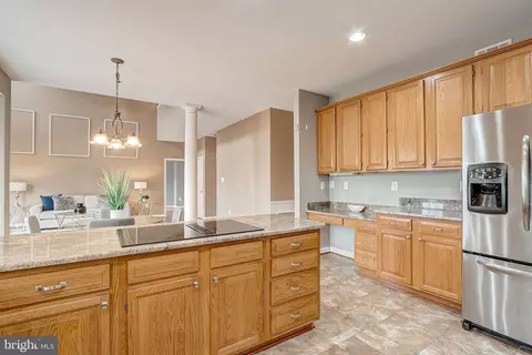Kitchen - 12936 Broadview Run Dr, Waldorf, MD 20602 photo 4 of 4