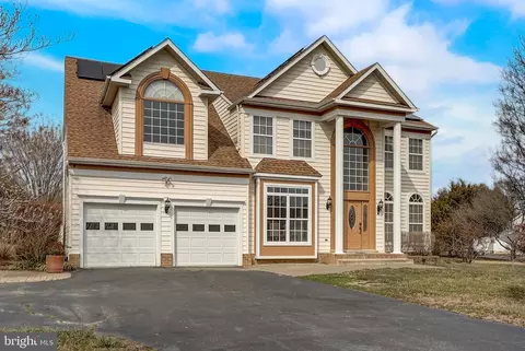 Exterior - 12936 Broadview Run Dr, Waldorf, MD 20602 photo 8 of 8