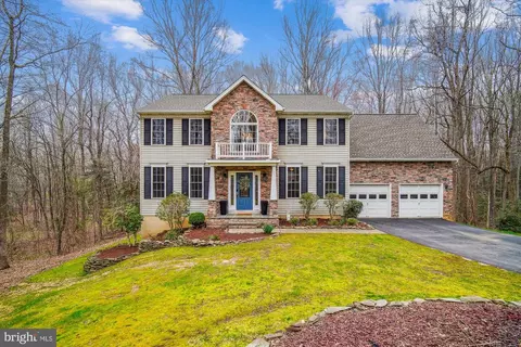 6520 Dobbins Ct, La Plata, MD 20646
