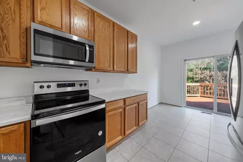 Kitchen - 3716 Midlothian Pl, Waldorf, MD 20602 photo 2 of 8