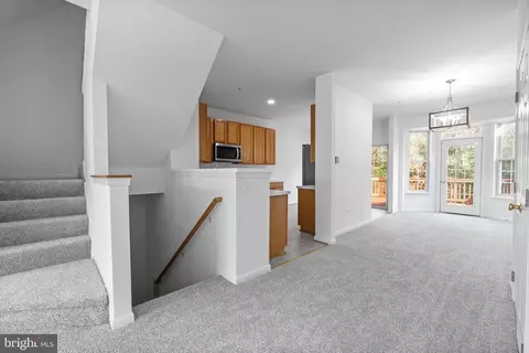 Living - 3716 Midlothian Pl, Waldorf, MD 20602 photo 2 of 3