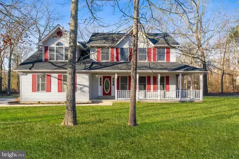 14459 Bittersweet Dr, Hughesville, MD 20637