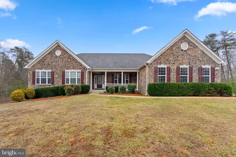 14396 Frontier Trails Ct, Waldorf, MD 20601