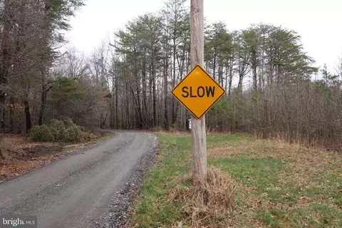 3755 Opals Pl, White Plains, MD 20695