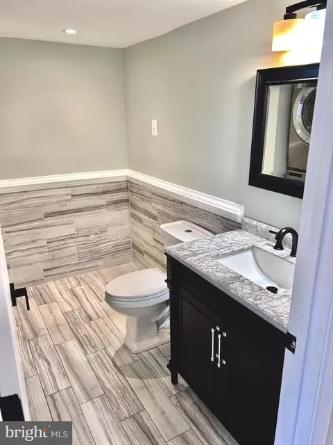 Bath - 4413 Eagle Ct, Waldorf, MD 20603 photo 9 of 10