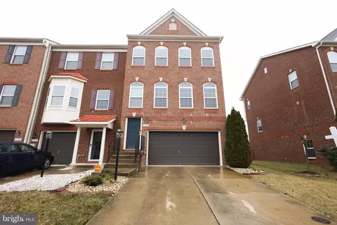 11728 Palm Desert Pl, Waldorf, MD 20602