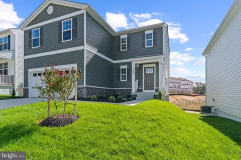 164 Folklore Way, La Plata, MD 20646