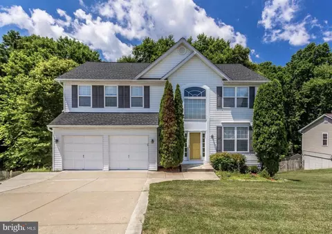 8826 Cottongrass St, Waldorf, MD 20603