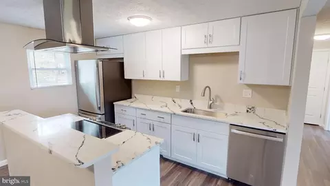 Kitchen - 3319 Kitchen Ct, Waldorf, MD 20602 photo 6 of 6