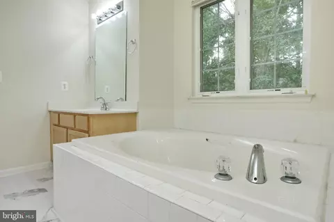 Bath - 11275 Lord Baltimore, Swan Point, MD 20645 photo 4 of 4