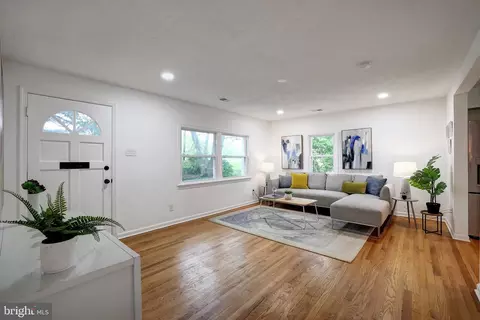 11013 Berry Rd, Waldorf, MD 20603