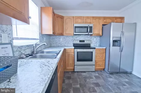 4439 Eagle Ct, Waldorf, MD 20603 photo 6