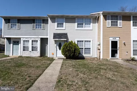 4439 Eagle Ct, Waldorf, MD 20603 photo 2