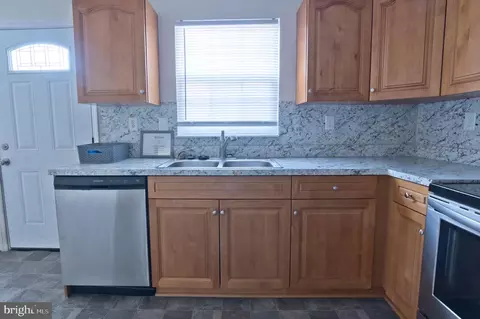 4439 Eagle Ct, Waldorf, MD 20603 photo 4