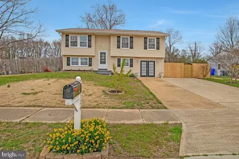 324 Barksdale Ave, Waldorf, MD 20602