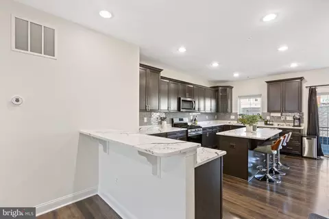 Kitchen - 11235 Thackeray Ln, White Plains, MD 20695 photo 1 of 3