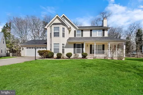 5706 Yellowtail Ct, Waldorf, MD 20603