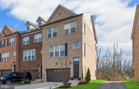 11208 Flagstaff Pl, Waldorf, MD 20601