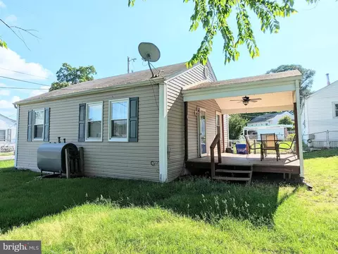 21 Delta Pl, Indian Head, MD 20640