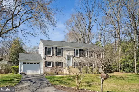 205 Persimmon Ct, La Plata, MD 20646