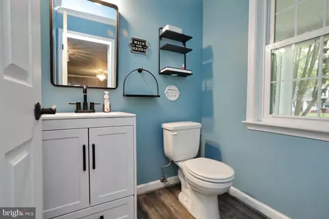 Bath - 11520 Honeysuckle Ct, Swan Point, MD 20645 photo 1 of 7
