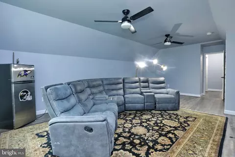 Living - 11520 Honeysuckle Ct, Swan Point, MD 20645 photo 5 of 5