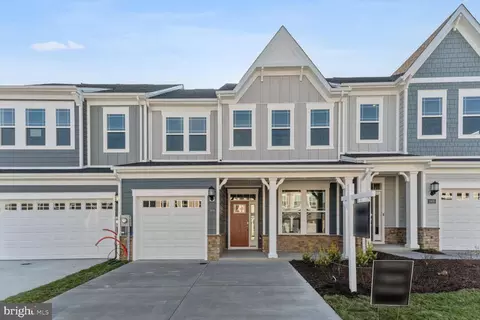 3908 Glacier Bay Pl, White Plains, MD 20695