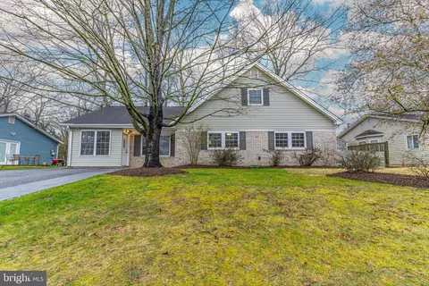 320 Garner Ave, Waldorf, MD 20602
