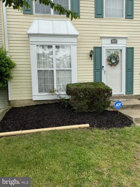 3937 Light Arms Pl, Waldorf, MD 20602