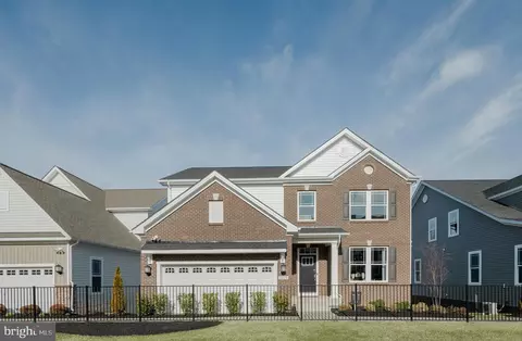 5168 Newport Cir, White Plains, MD 20695