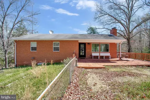 10880 Maryland Point Rd, Nanjemoy, MD 20662