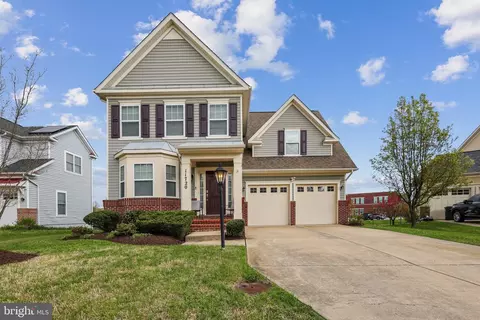 11720 Folkstone Ct, Waldorf, MD 20602