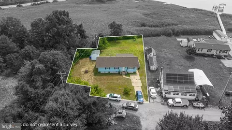7050 Bridgeview Pl, Benedict, MD 20612