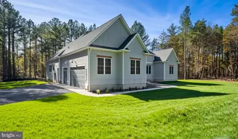 13455 Plantation Pines Ln, Waldorf, MD 20601