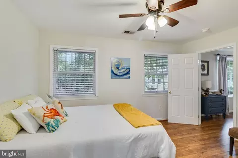 Bedroom - 11265 Lord Baltimore Dr, Swan Point, MD 20645 photo 3 of 6