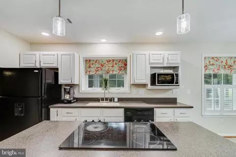Kitchen - 11265 Lord Baltimore Dr, Swan Point, MD 20645 photo 2 of 13